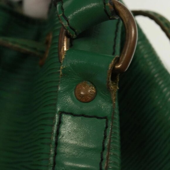 LOUIS VUITTON Epi Noe Shoulder Bag Green - Picture 8 of 16